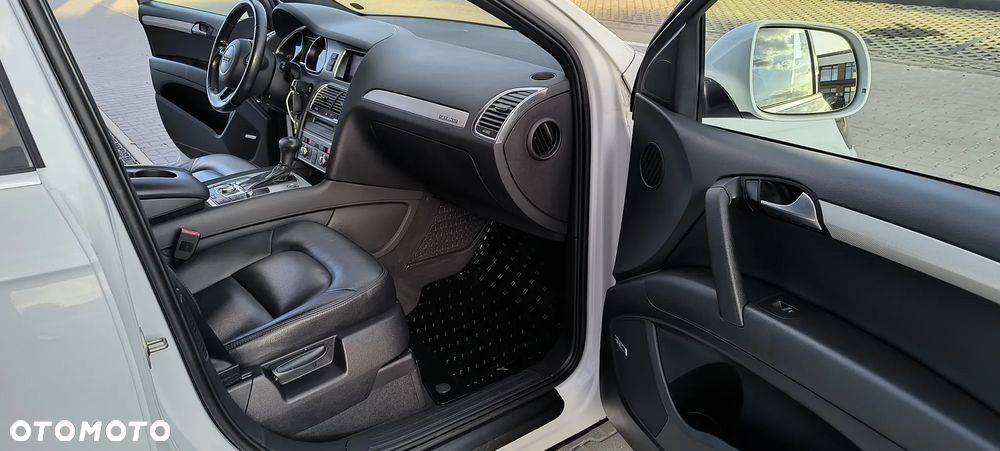 Audi Q7 3.0 TDI DPF Quattro Progressive Tiptr - 30