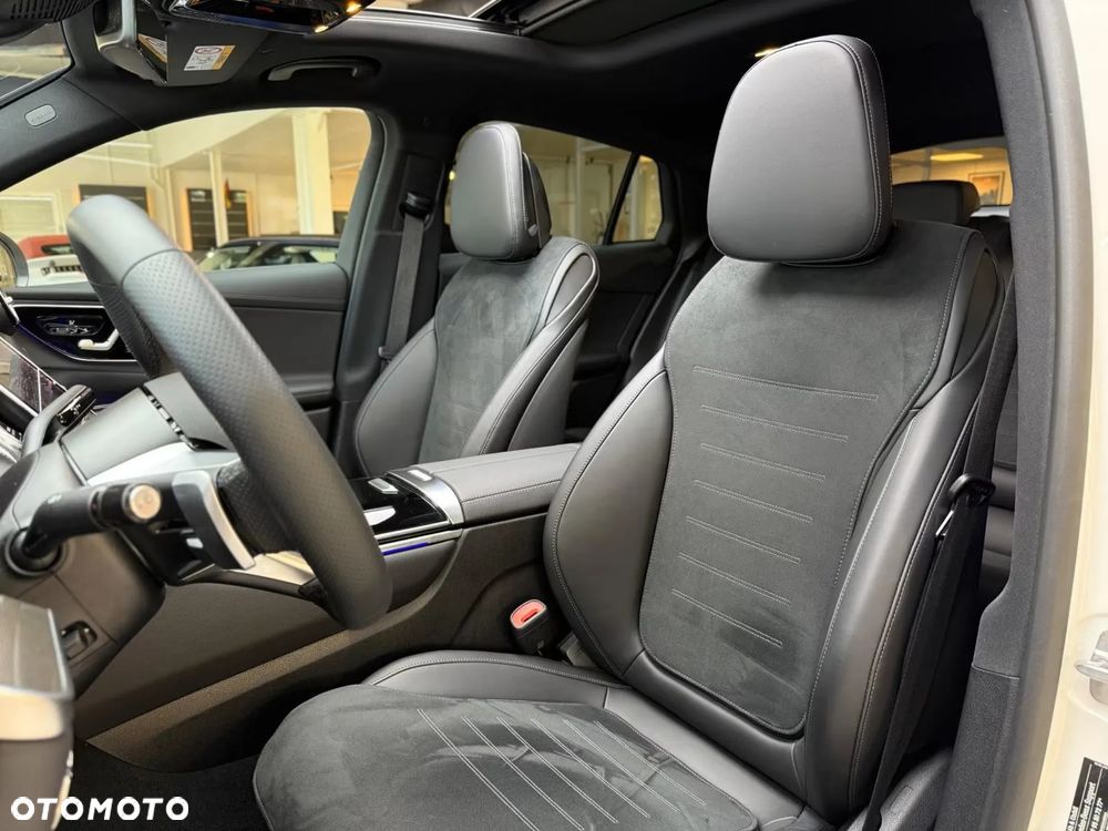 Mercedes-Benz GLC 200 mHEV 4-Matic AMG Line - 22