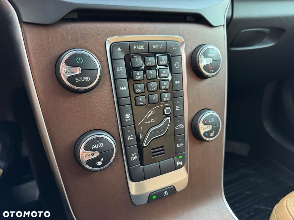 Volvo V40 D3 Geartronic Inscription - 29