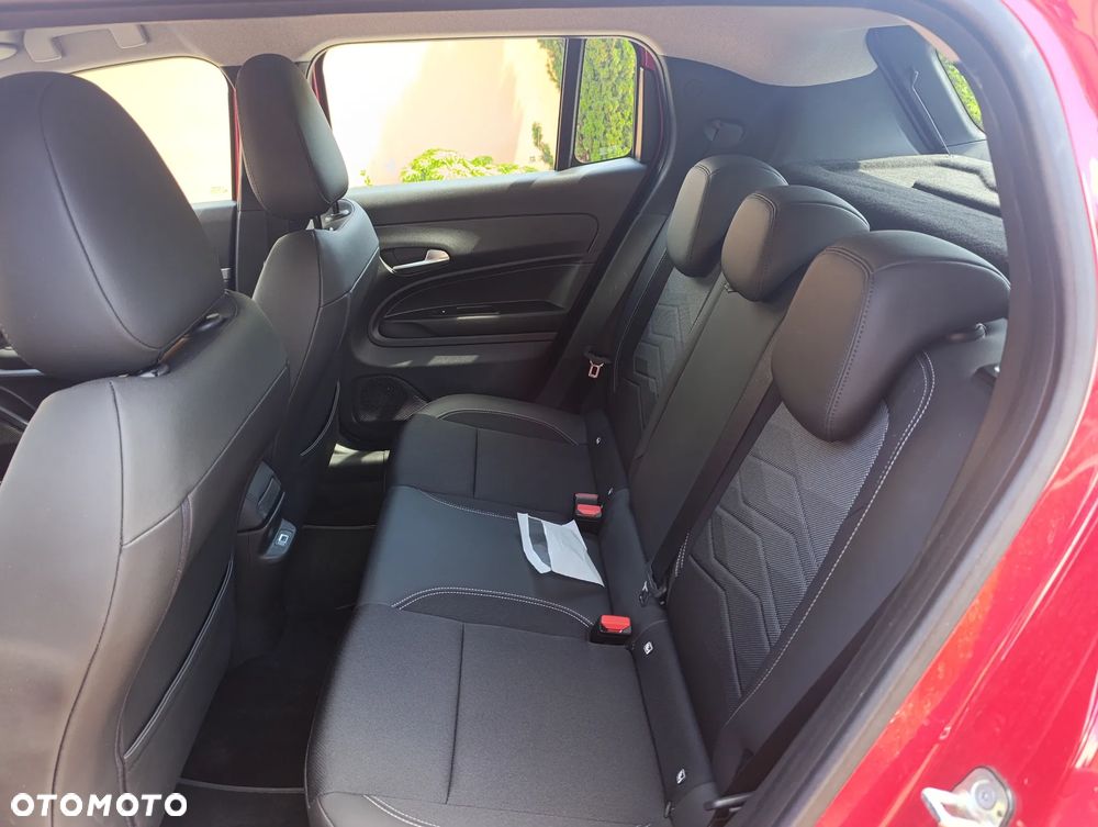 Jeep Avenger 1.2 GSE T3 Turbo-Benzin GDI Summit - 17