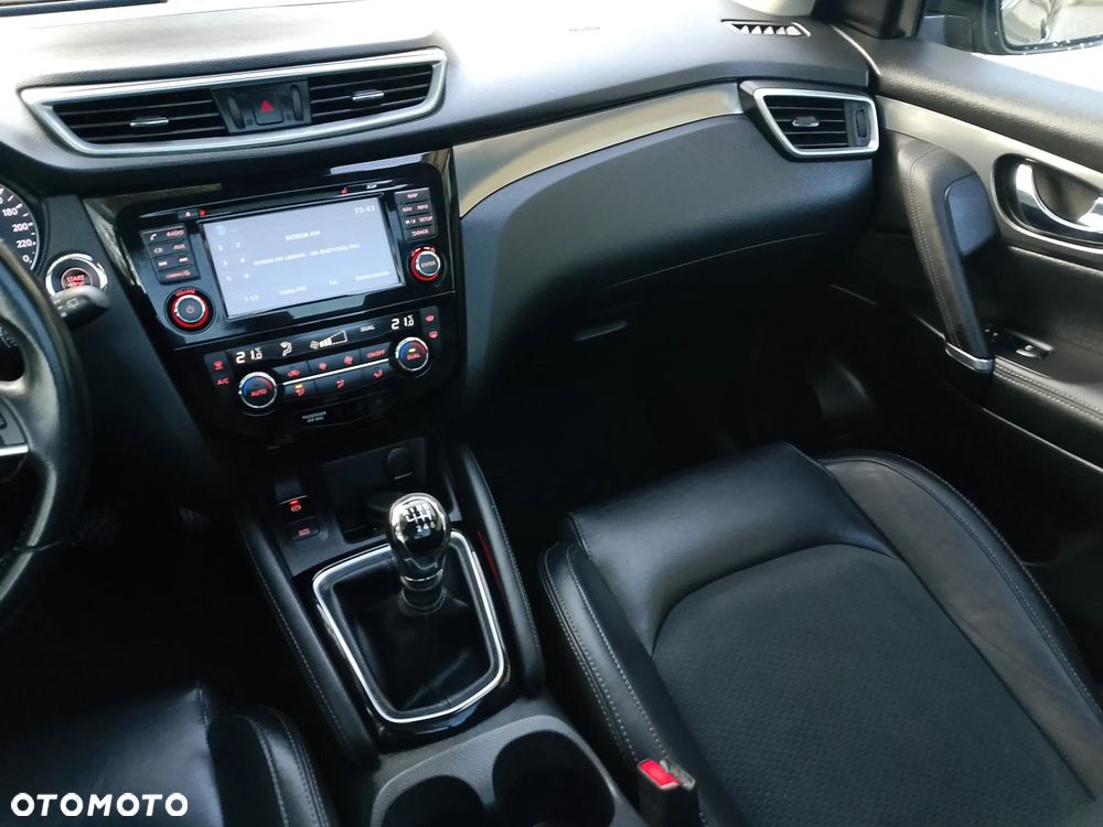 Nissan Qashqai 1.6 dCi TEKNA+ - 17
