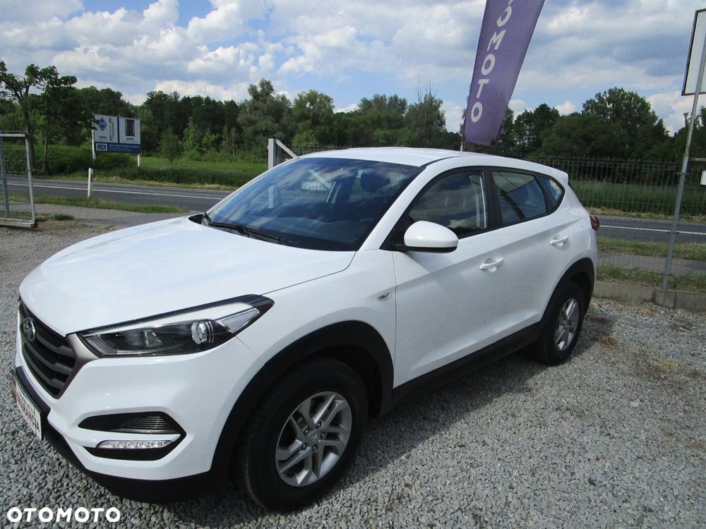 Hyundai Tucson 1.6 GDI BlueDrive Classic 2WD - 11