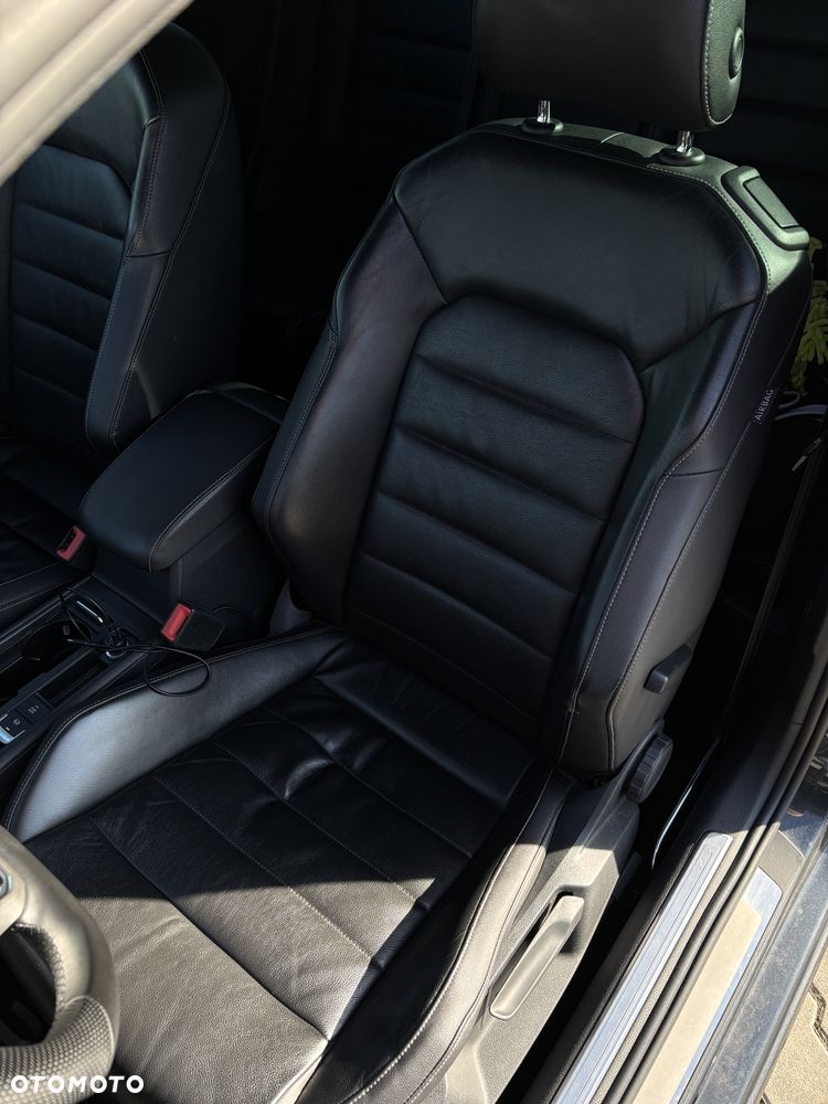 Volkswagen Golf - 16