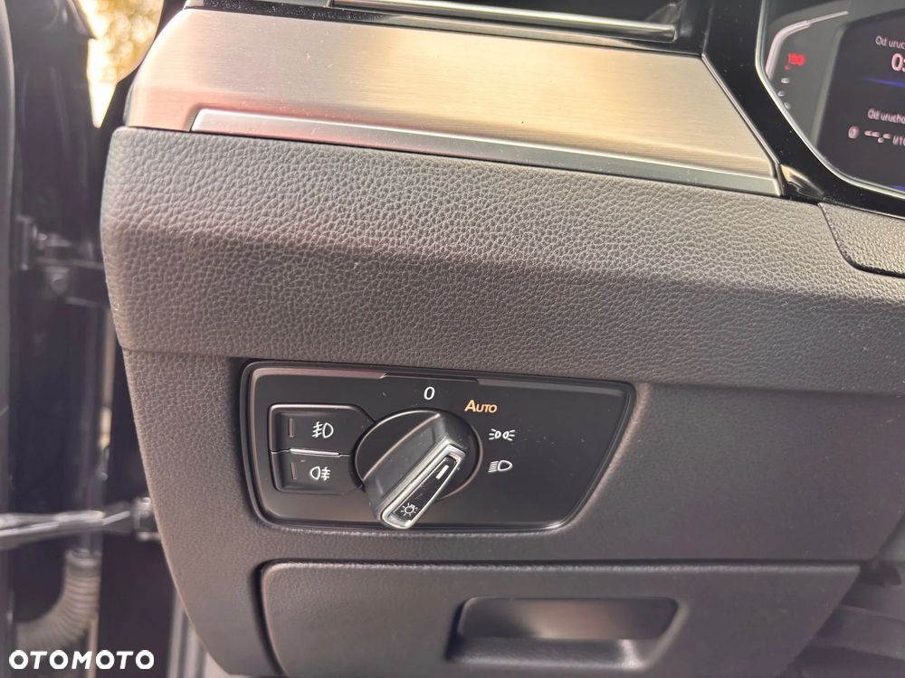 Volkswagen Passat 2.0 TSI Elegance DSG - 33