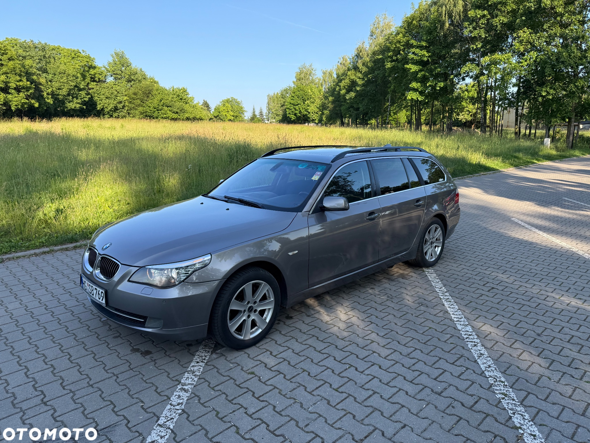 BMW Seria 5 525xd Touring - 3