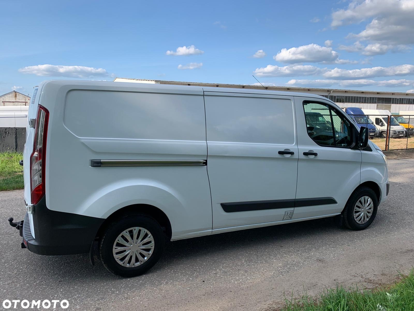 Ford Transit Custom - 7