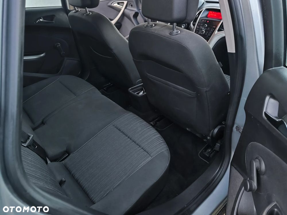 Opel Astra 1.4 T Enjoy - 8