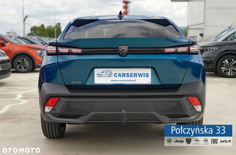 Peugeot 408 - 8