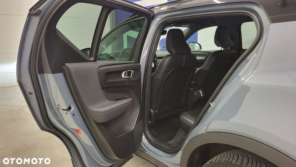 Volvo XC 40 - 21