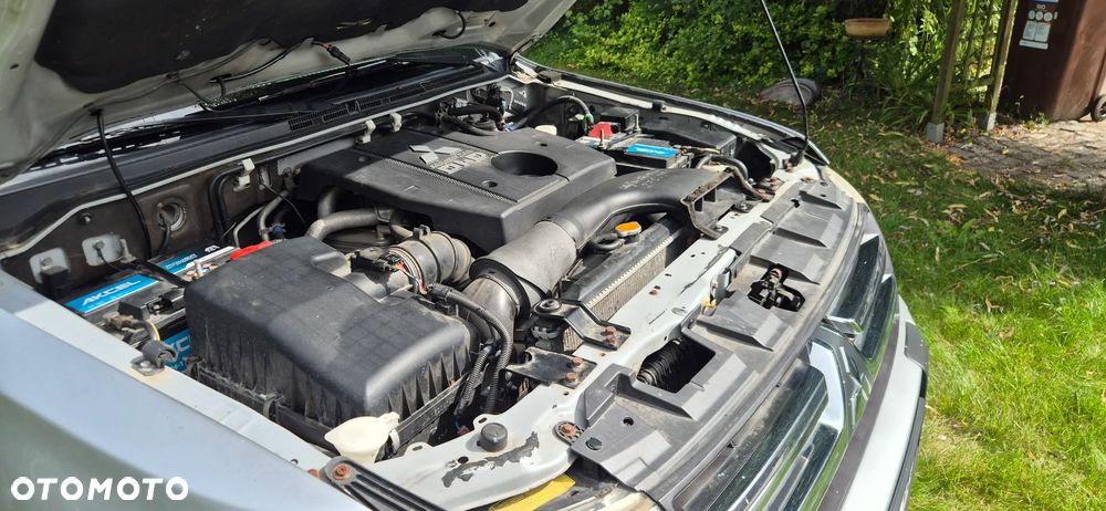 Mitsubishi Pajero 3.2 DID Intense + - 23