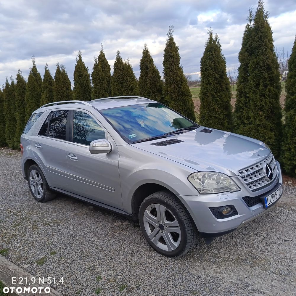 Mercedes-Benz ML - 22