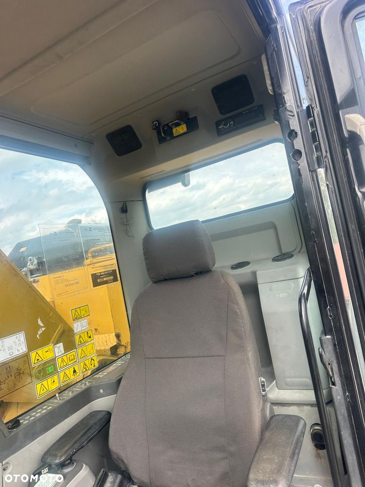 Caterpillar Koparka Gąsienicowa CAT Caterpillar 325F L 325FLCR Waga 25 Ton - 17