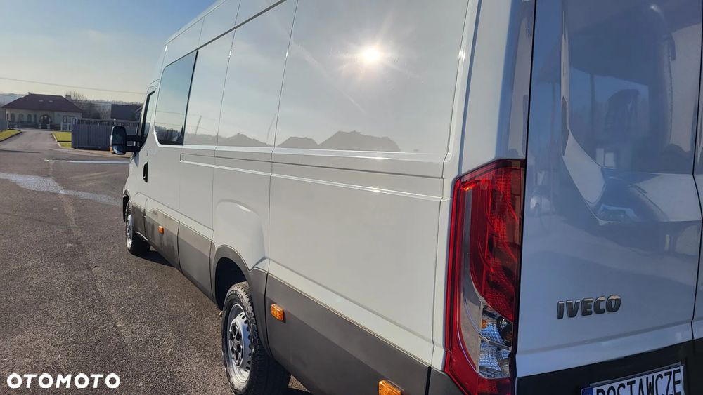 Iveco Daily 35S180 / doka / auto brygadowe / 6 osobowe / - 11