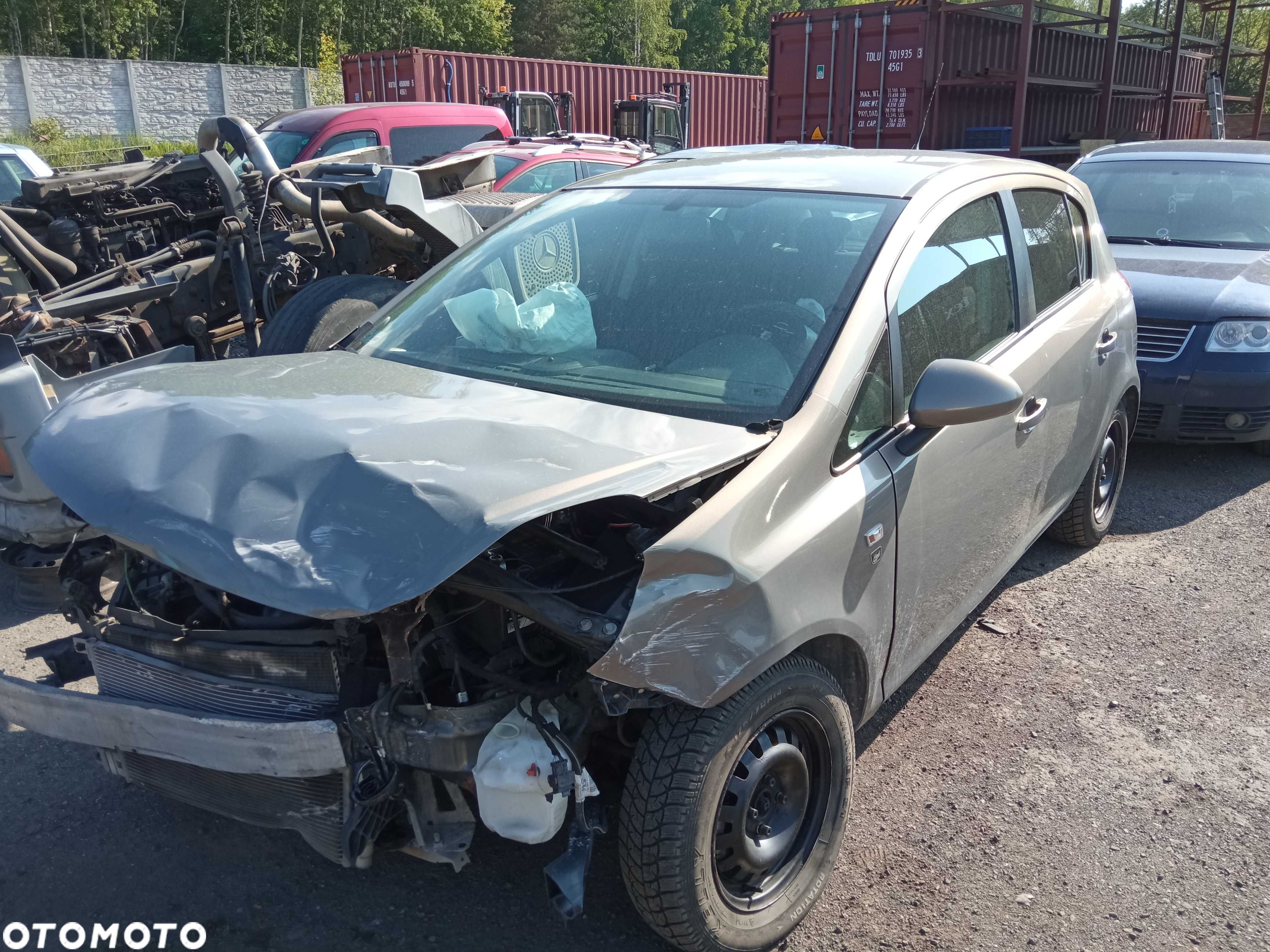 Opel Corsa D 1.4 A14XEL *na części* - 4
