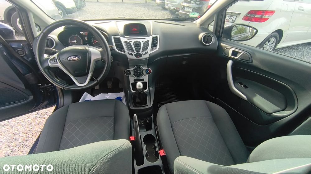 Ford Fiesta 1.25 Champions Edition - 16
