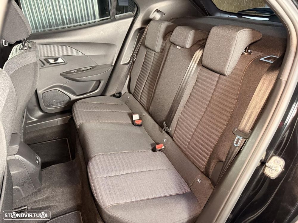 Peugeot e-2008 50 kWh Active Pack - 37