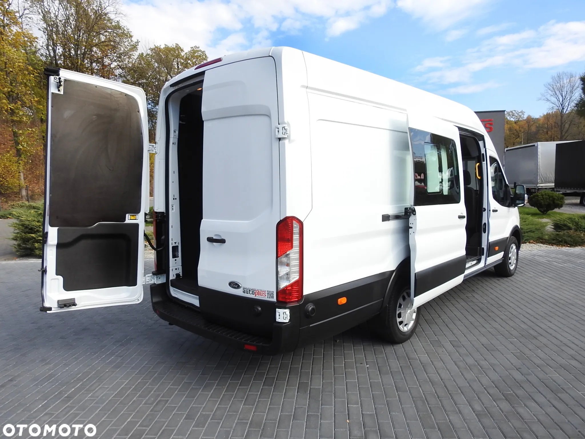Ford TRANSIT FURGON BRYGADÓWKA 6 MIEJSCA TEMPOMAT KLIMATYZACJA LEDY 130KM [ J78198 ] - 4