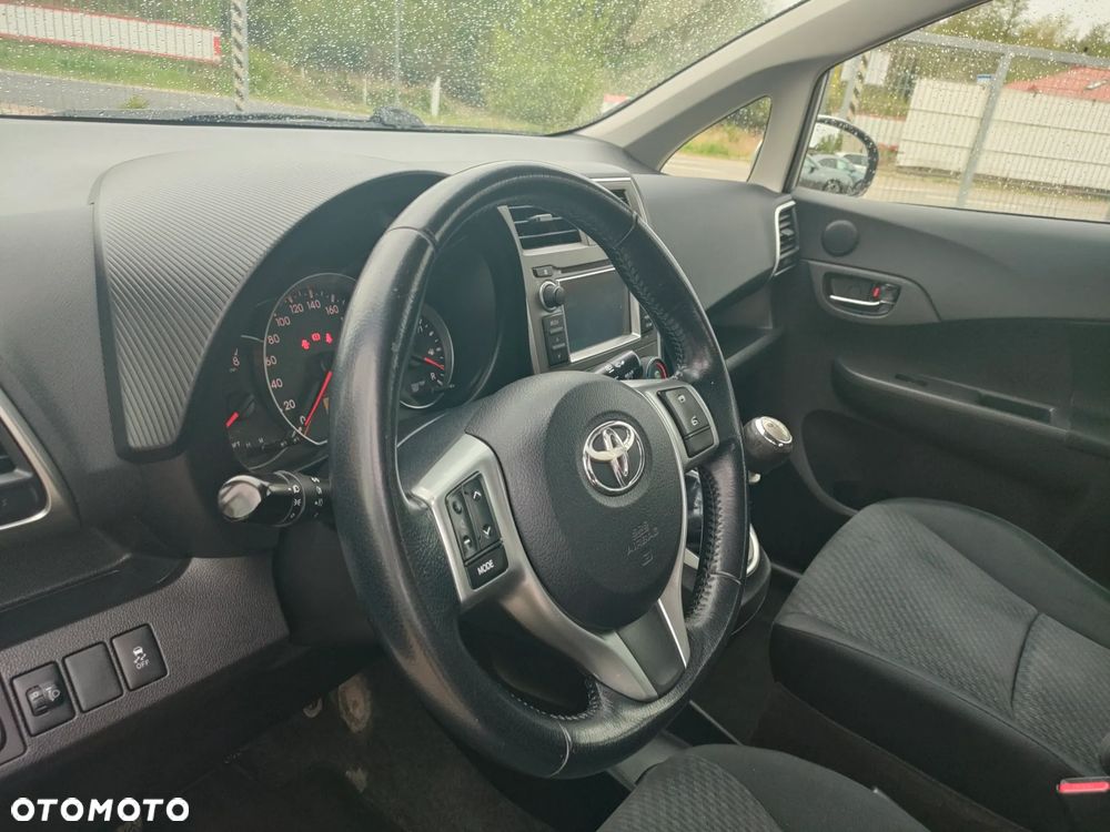 Toyota Verso S 1.33 VVT-i Cool - 16