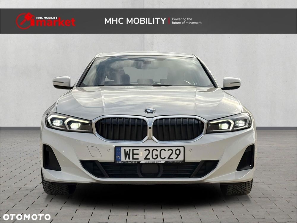 BMW Seria 3 320d xDrive mHEV sport - 9