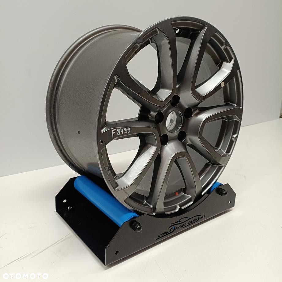 Alufelga 5x114,3 19 Maserati Levante 670044704 (F8439) - 2