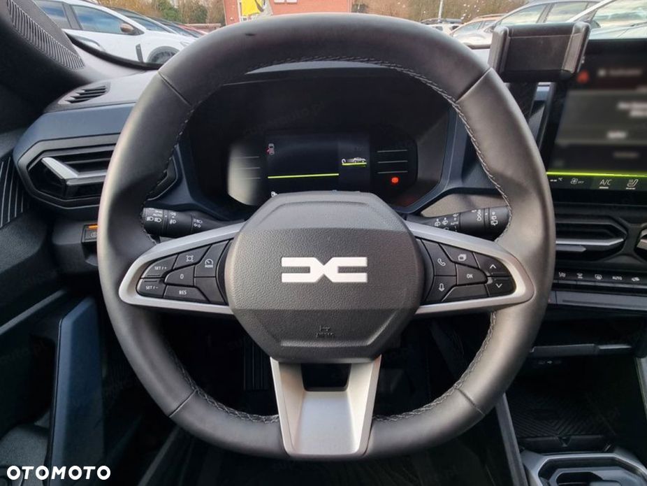 Dacia Duster 1.6 Full Hybrid 140 Journey MMT - 8