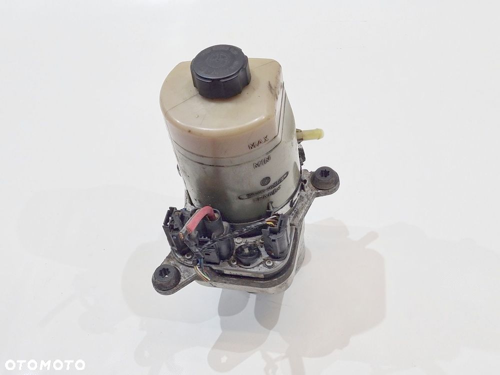 pompa wspomagania focus ii mk2 2.0 16v 05r - 2