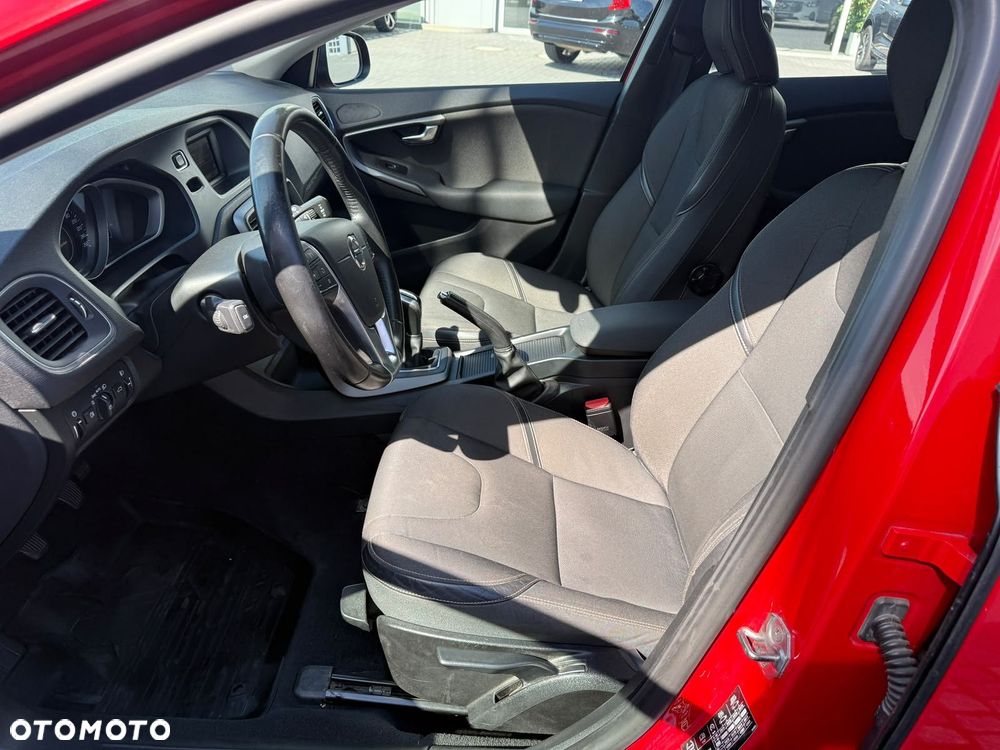 Volvo V40 - 11