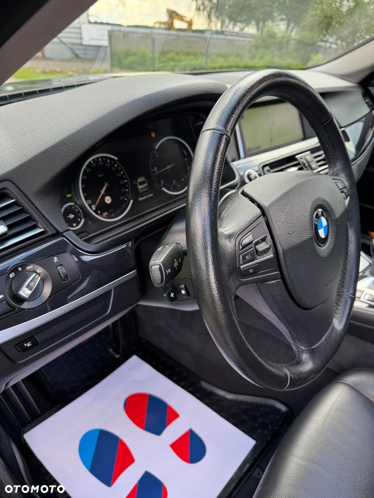 BMW Seria 5 520d Luxury Line - 30