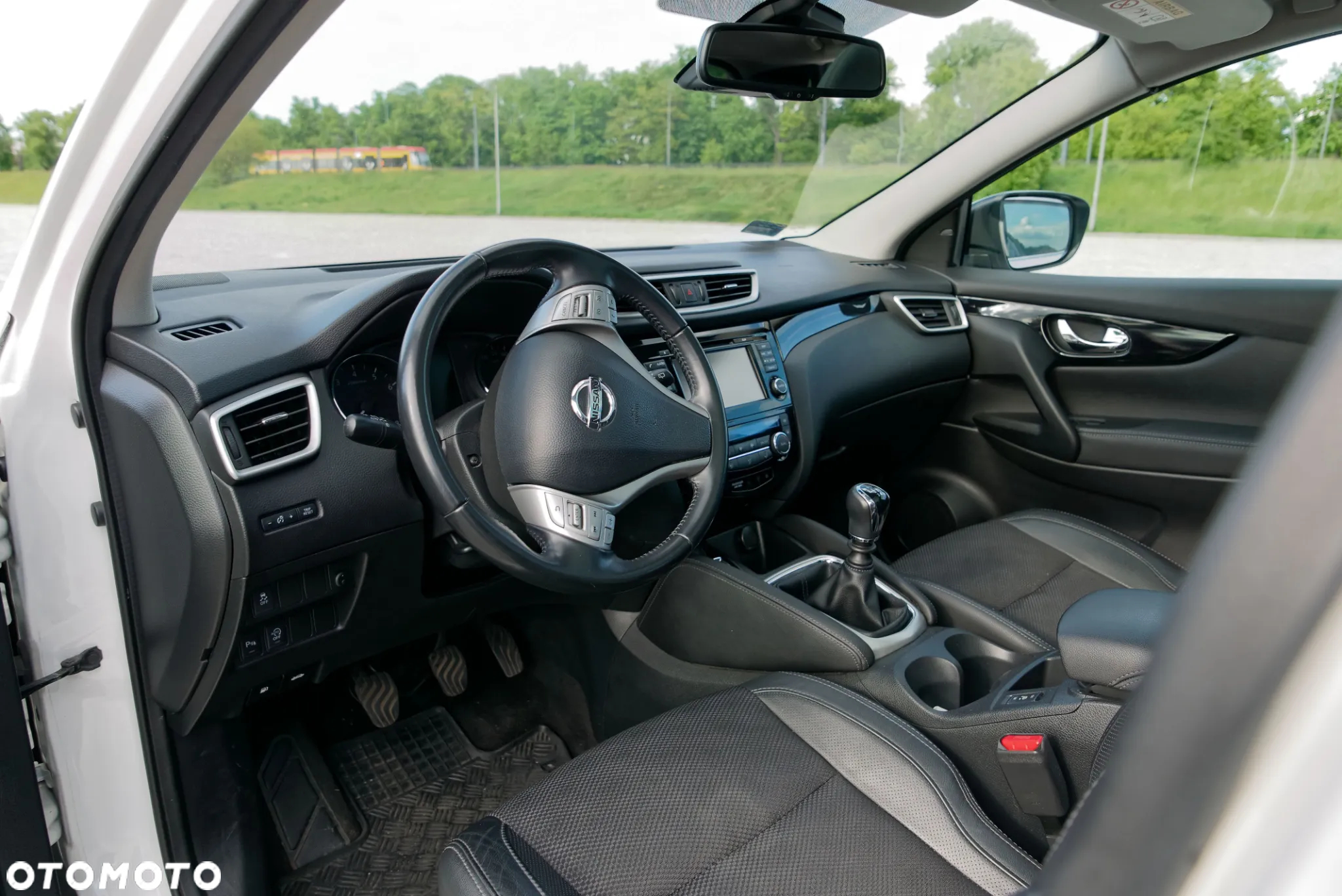 Nissan Qashqai 1.2 DIG-T Tekna - 19