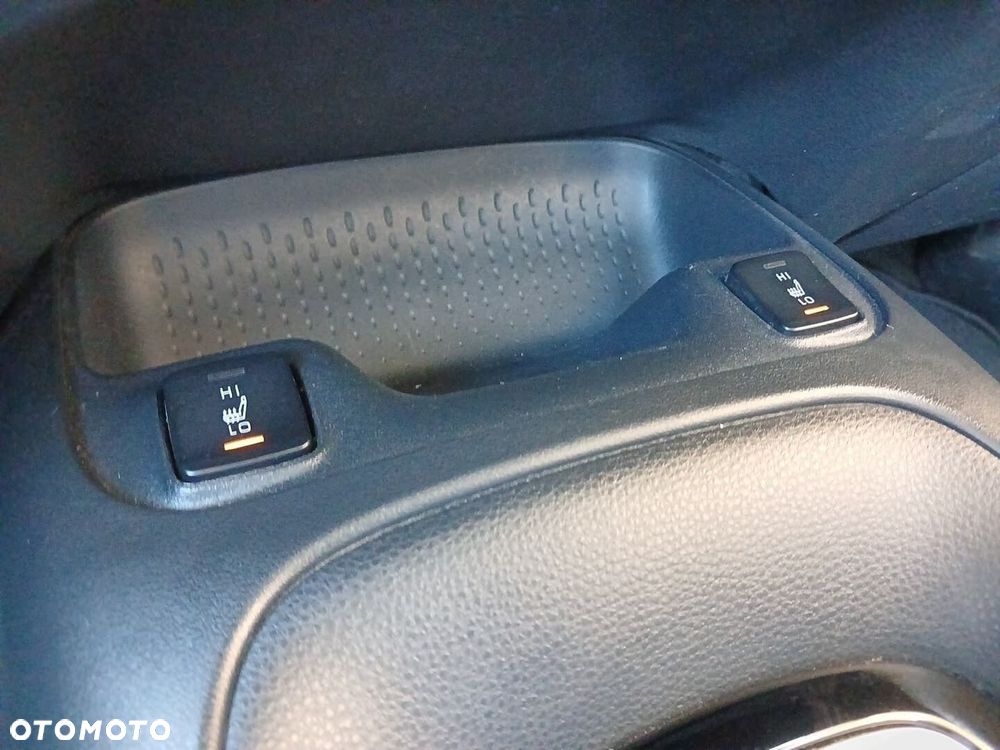 Toyota Corolla - 17