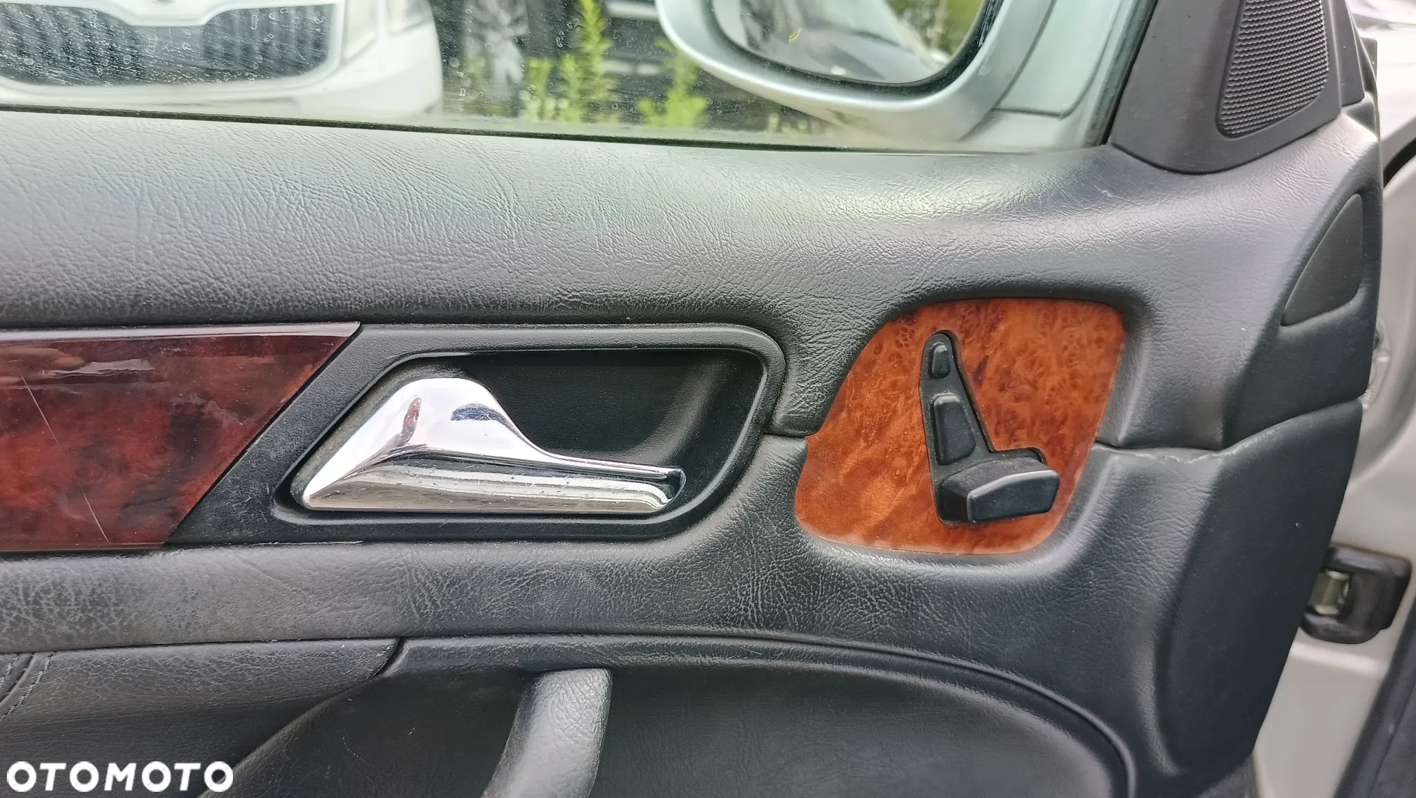 Mercedes-Benz CLK 320 - 7