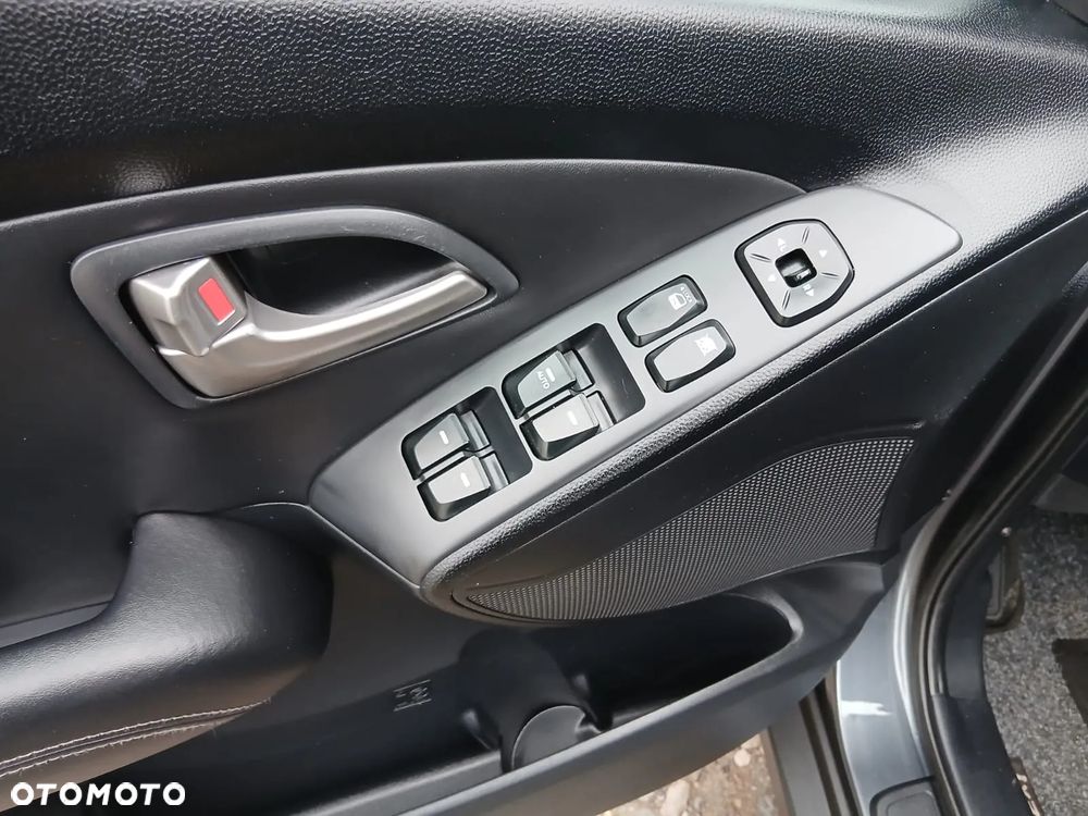 Hyundai ix35 2.0 2WD Comfort - 19