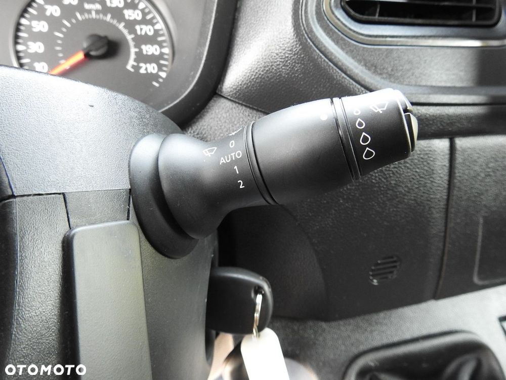 Opel MOVANO PLANDEKA 8 PALET WEBASTO TEMPOMAT KLIMATYZACJA LEDY PNEUMATYKA  165KM - 29