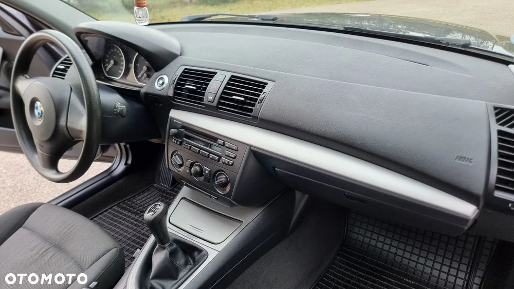 BMW Seria 1 118d - 18