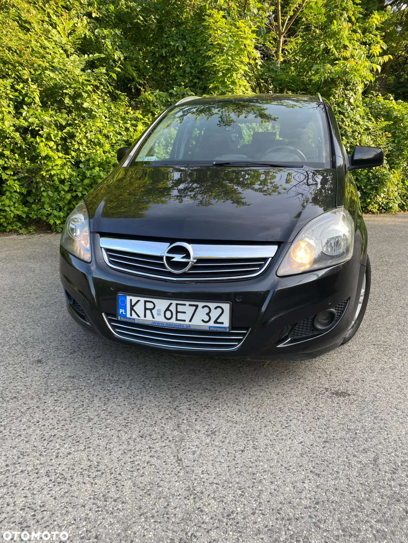 Opel Zafira 1.8 Cosmo - 11