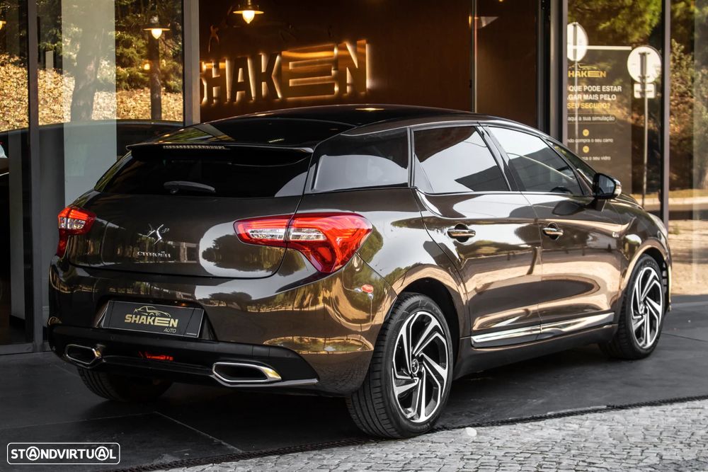 Citroën DS5 2.0 HDi Hybrid4 So Chic CMP6 - 4