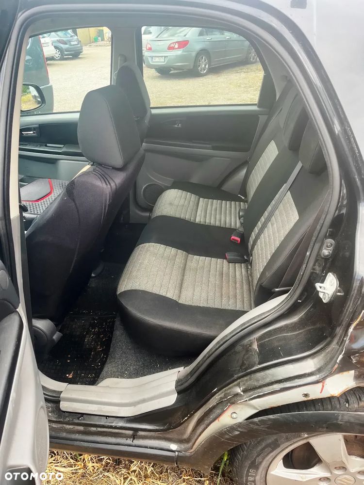 Suzuki SX4 - 9