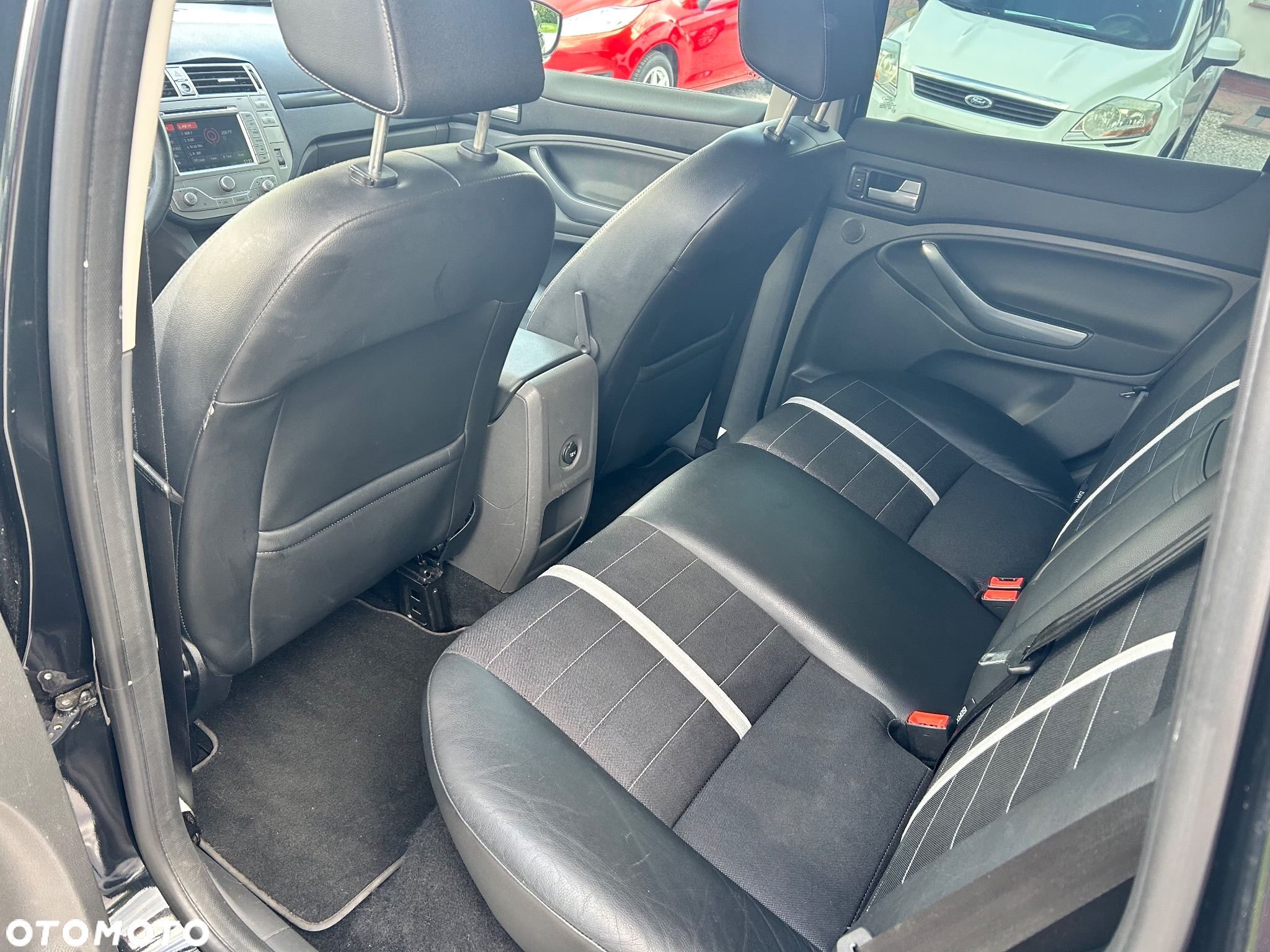 Ford Kuga 2.0 TDCi Titanium - 9