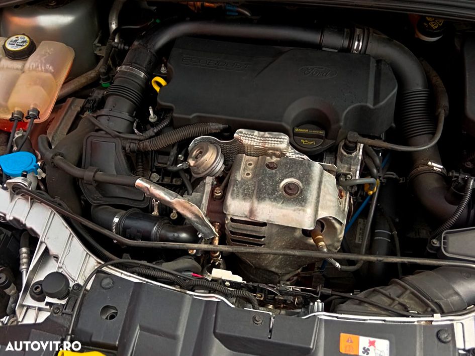 Ford Focus 1.0 EcoBoost Trend - 9