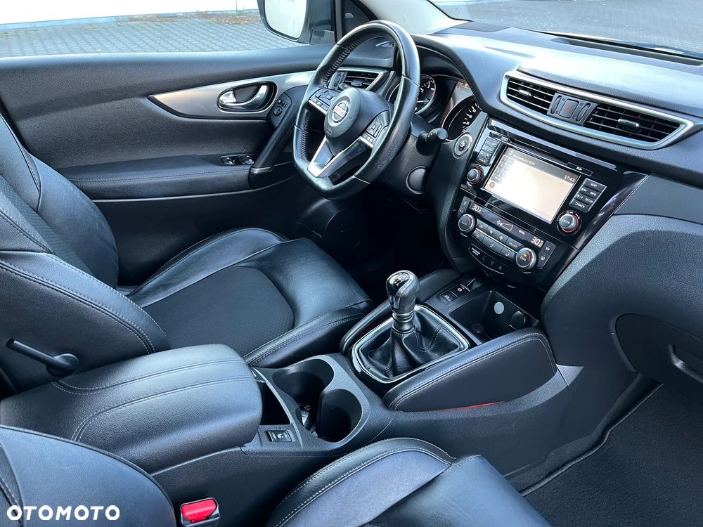 Nissan Qashqai 1.6 DIG-T TEKNA+ - 6