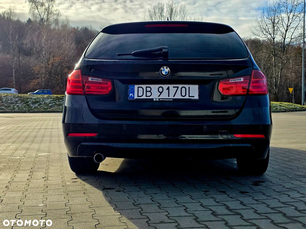 BMW Seria 3 318d - 6