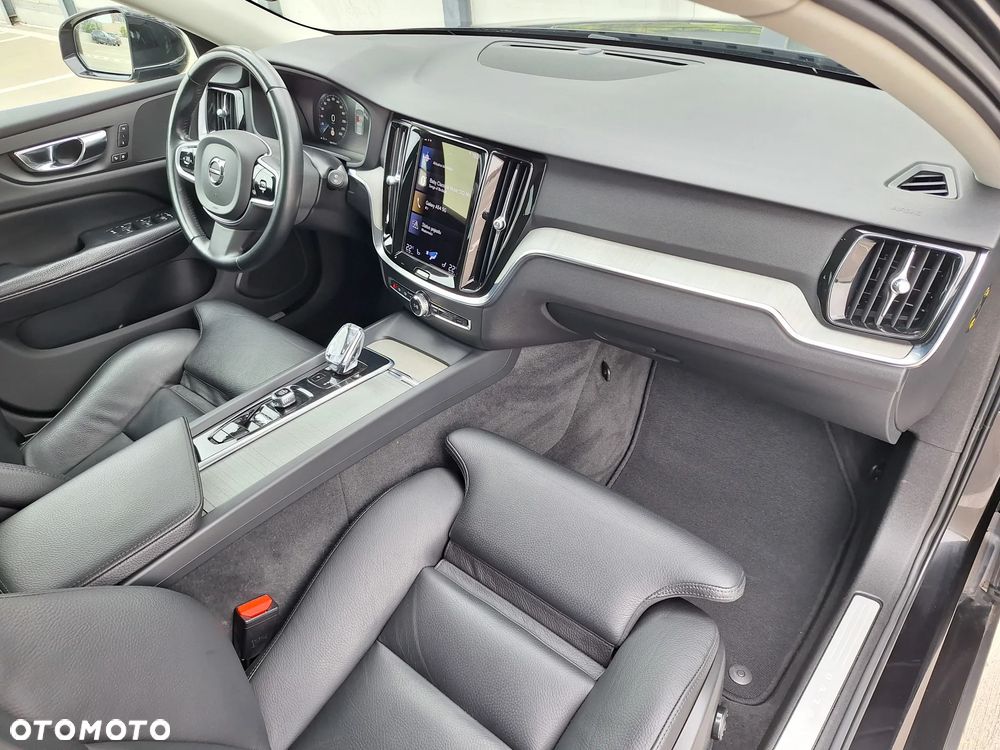Volvo V60 B4 D Inscription - 24