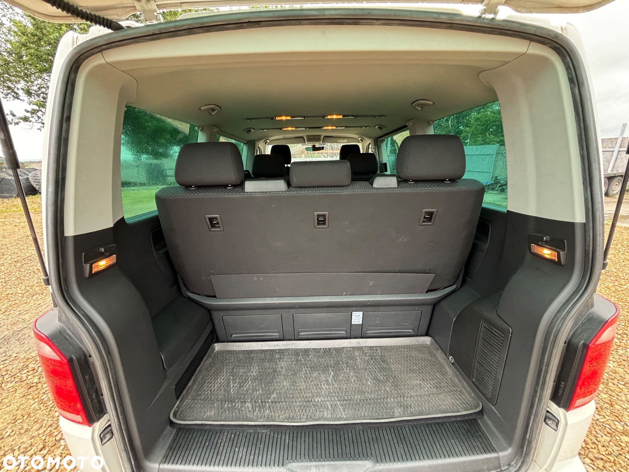 Volkswagen Multivan 2.0 TDI L1 Edition DSG - 29
