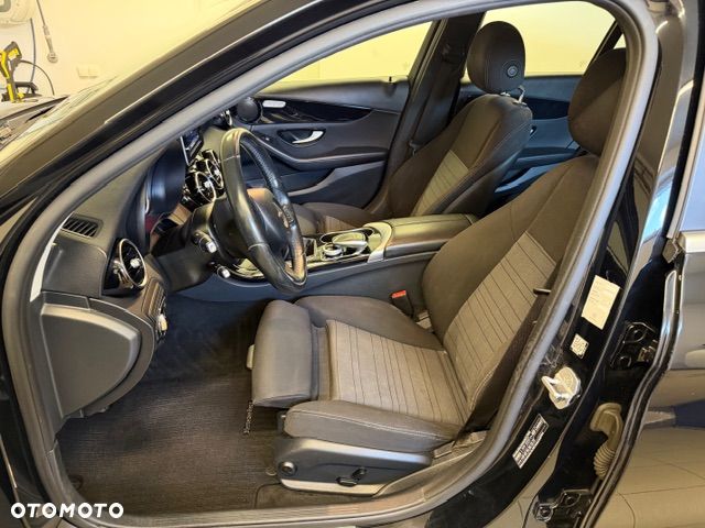 Mercedes-Benz Klasa C 200 (BlueTEC) d Exclusive - 21