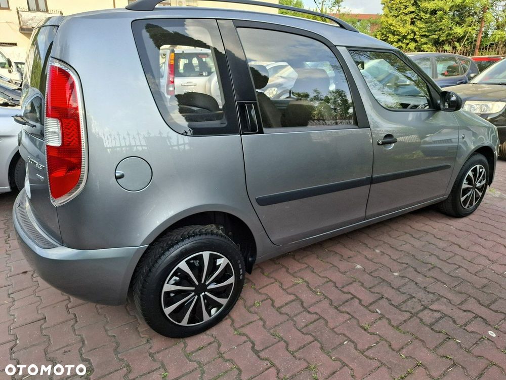 Skoda Roomster 1.2 Style PLUS EDITION - 7