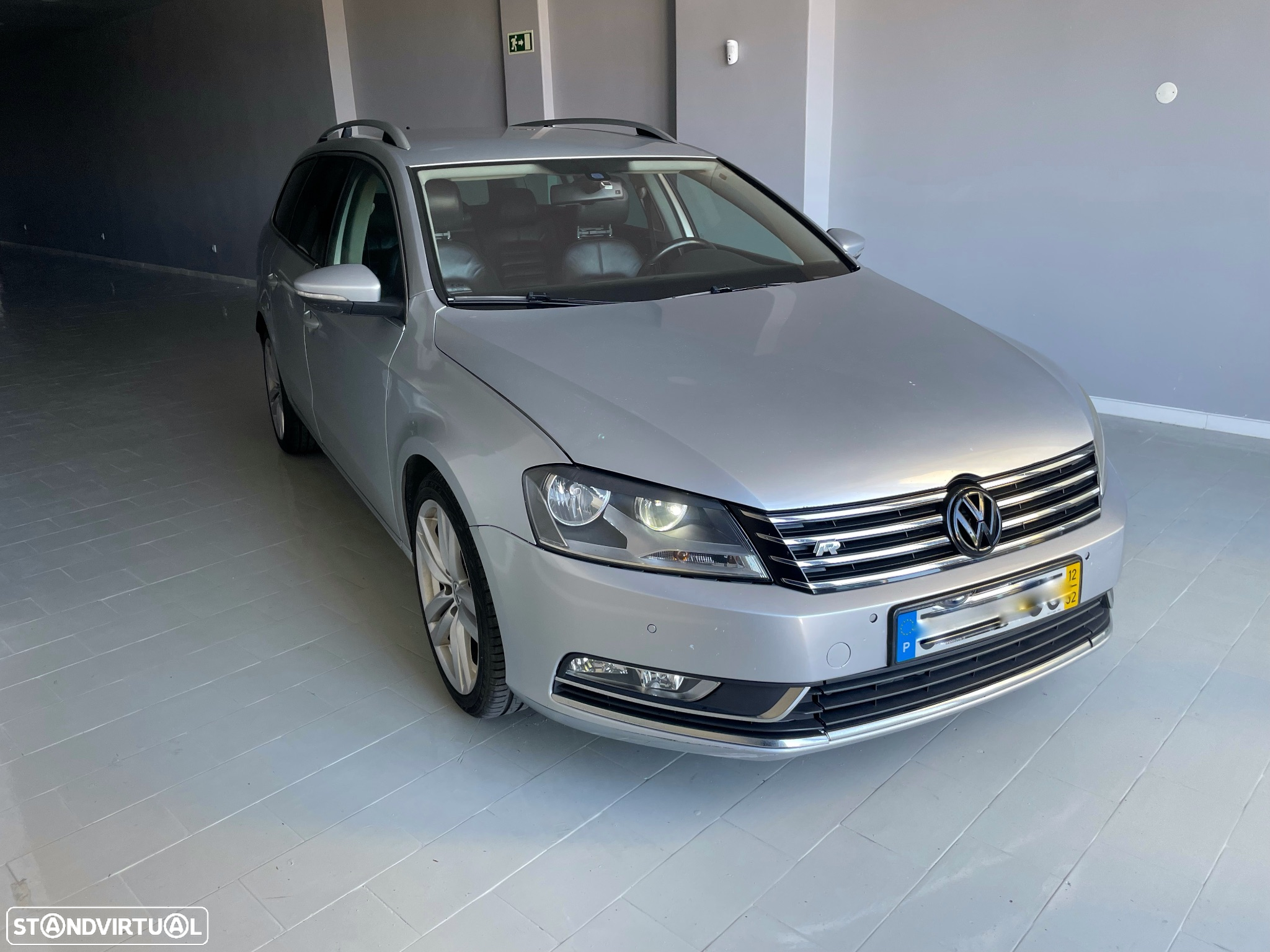 VW Passat Variant 2.0 TDi Sport R-Line - 2