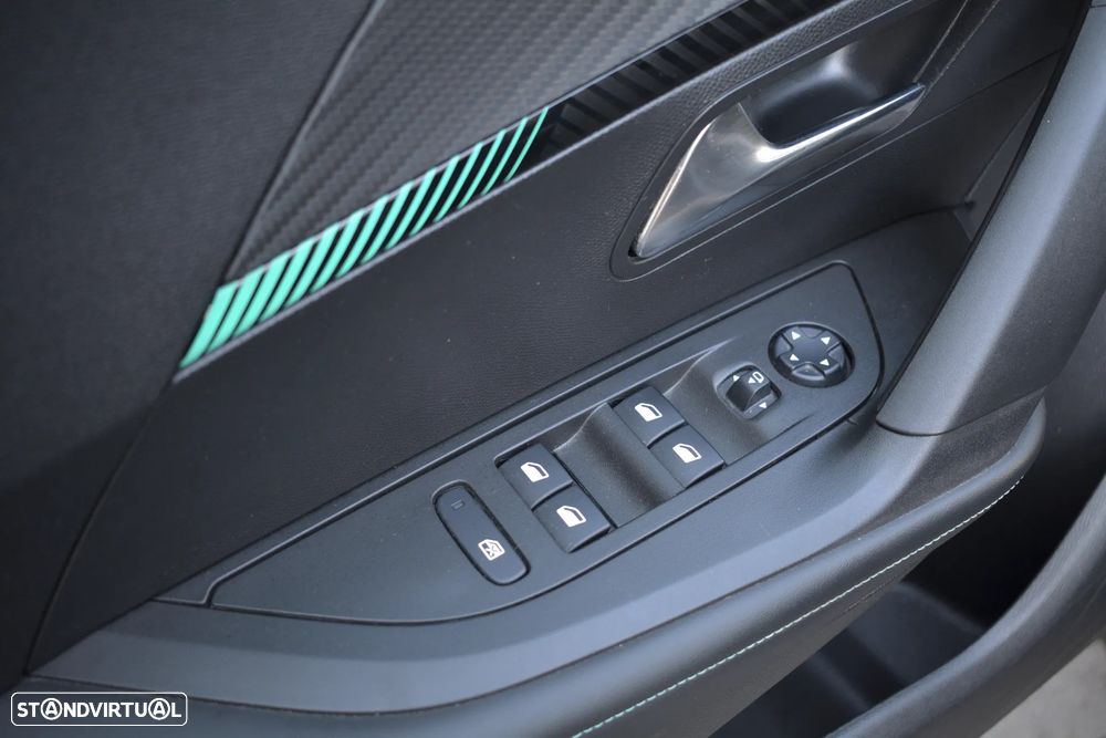 Peugeot 2008 PureTech 100 Stop&Start Allure Pack - 22