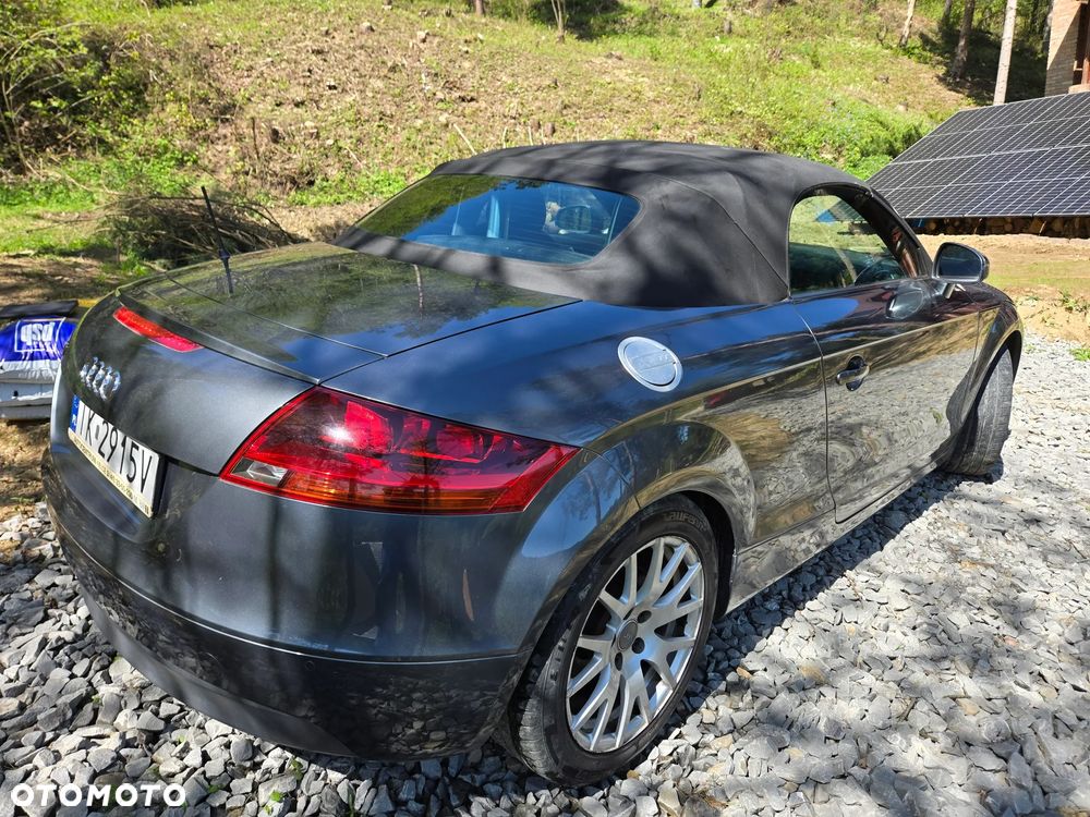 Audi TT Roadster - 5