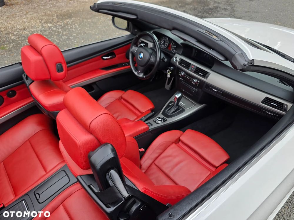 BMW Seria 3 335i M Sport Edition - 32