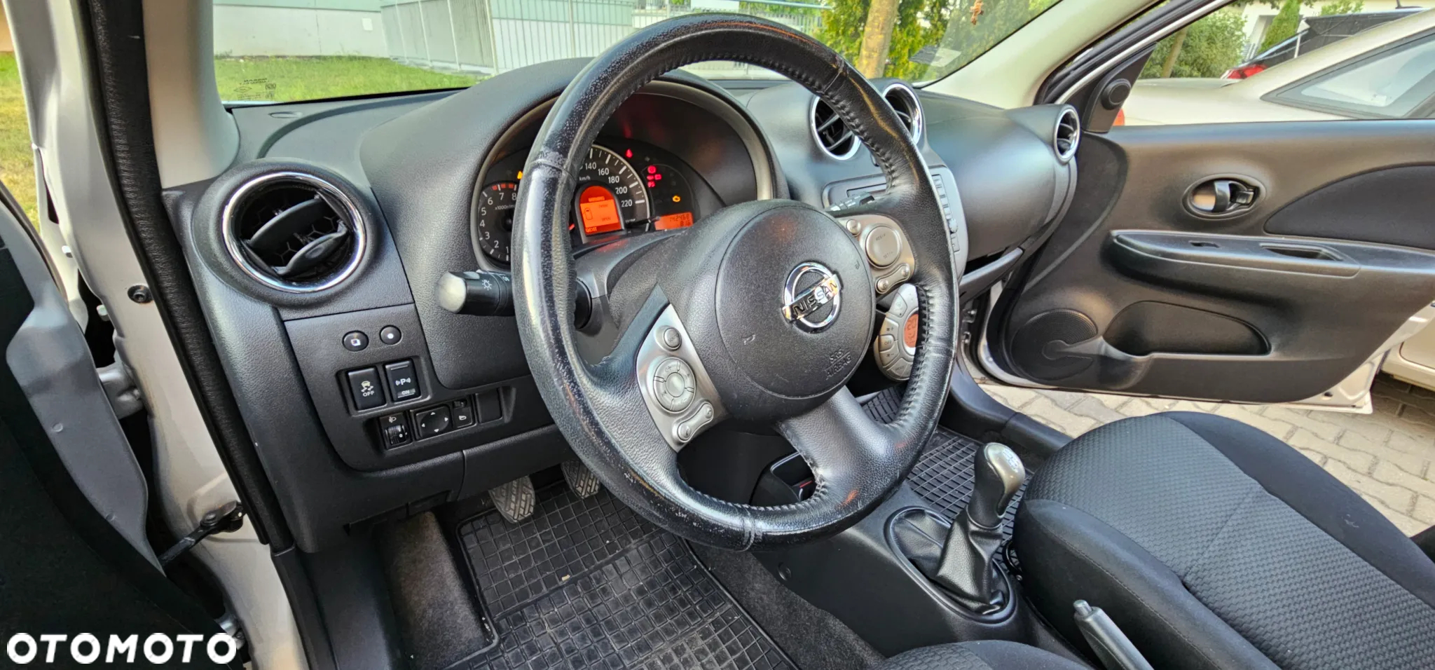 Nissan Micra - 10